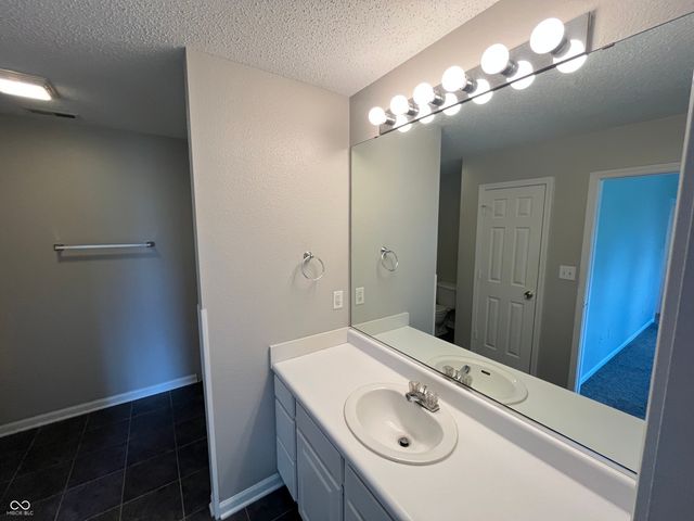 10896 Riverwood Boulevard, Indianapolis, IN 46234