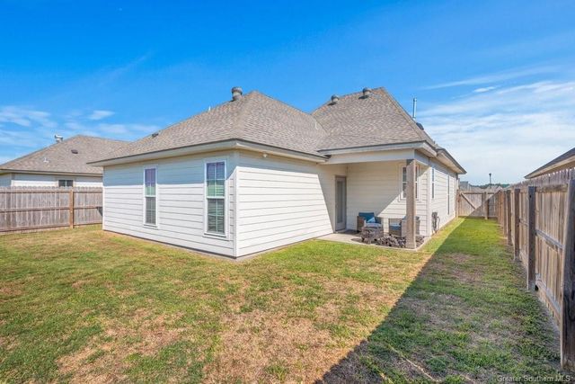 305 Paisley Parkway, Sulphur, LA 70665