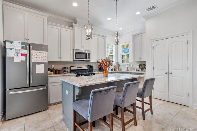 305 Paisley Parkway, Sulphur, LA 70665