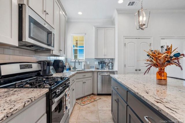 305 Paisley Parkway, Sulphur, LA 70665