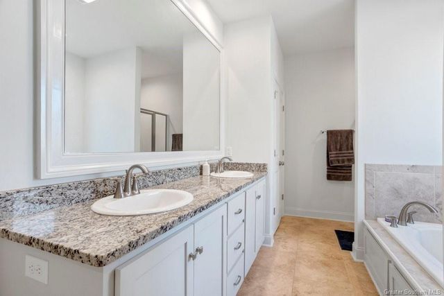 305 Paisley Parkway, Sulphur, LA 70665