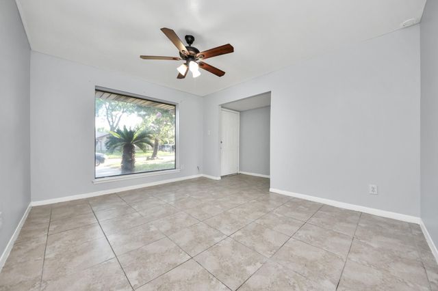 3806 Charriton Drive, Houston, TX 77039
