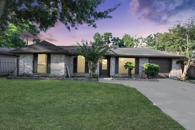 3806 Charriton Drive, Houston, TX 77039