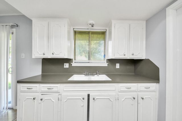 3806 Charriton Drive, Houston, TX 77039
