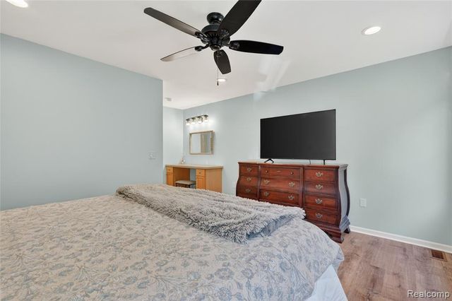 6652 Cortland Avenue 1, Brighton, MI 48114
