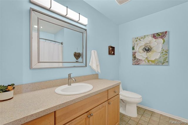 6652 Cortland Avenue 1, Brighton, MI 48114