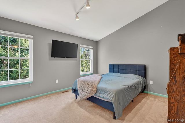 6652 Cortland Avenue 1, Brighton, MI 48114