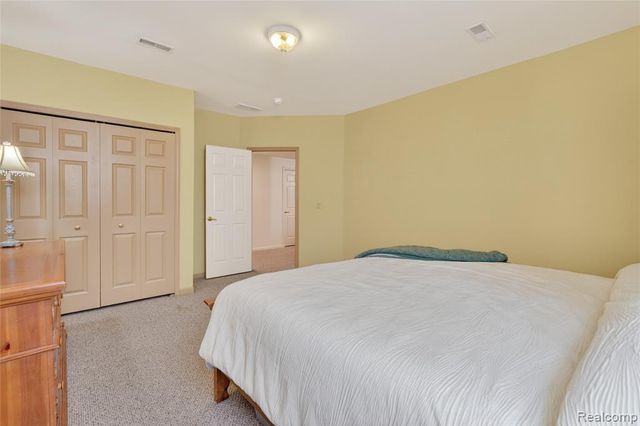 6652 Cortland Avenue 1, Brighton, MI 48114