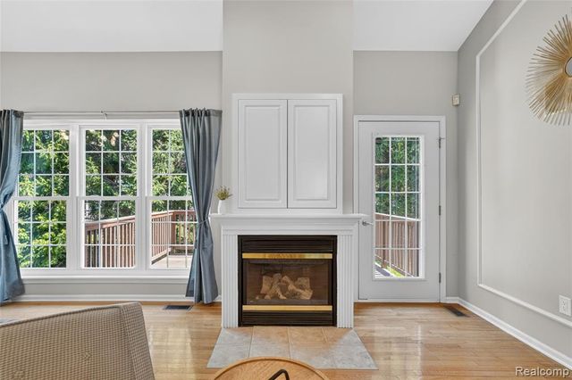 6652 Cortland Avenue 1, Brighton, MI 48114