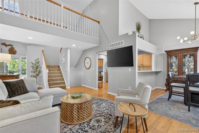 6652 Cortland Avenue 1, Brighton, MI 48114