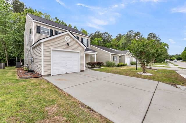 421 Savannah River Drive, Summerville, SC 29485