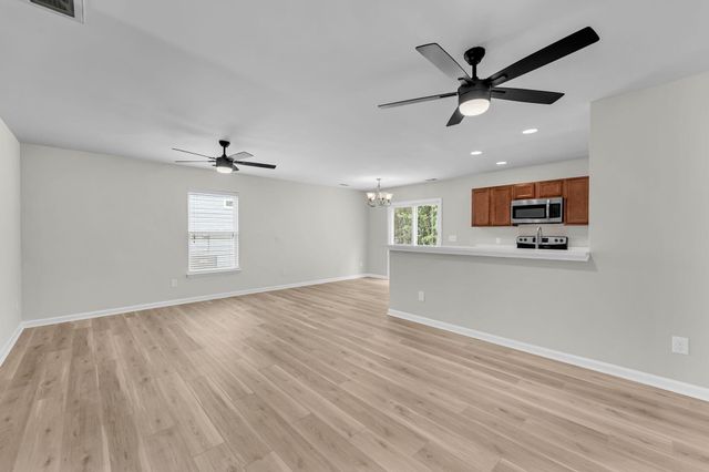 421 Savannah River Drive, Summerville, SC 29485