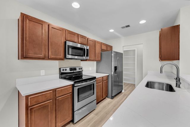 421 Savannah River Drive, Summerville, SC 29485