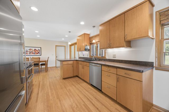 6204 Ashcroft Lane, Edina, MN 55424