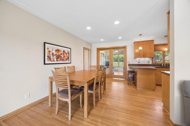 6204 Ashcroft Lane, Edina, MN 55424