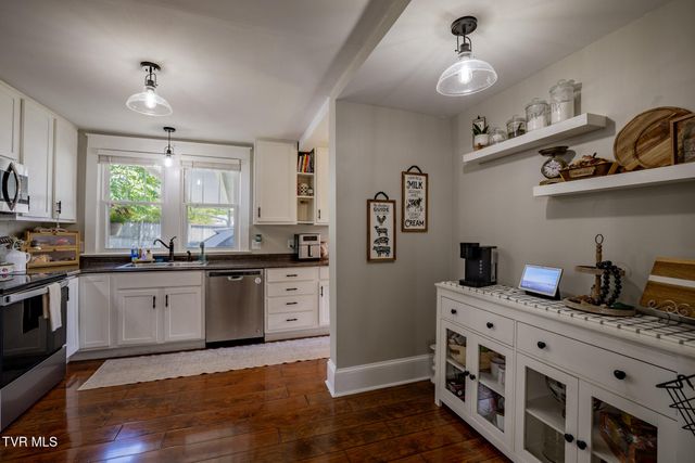 1260 King Mill Pike, Bristol, VA 24201
