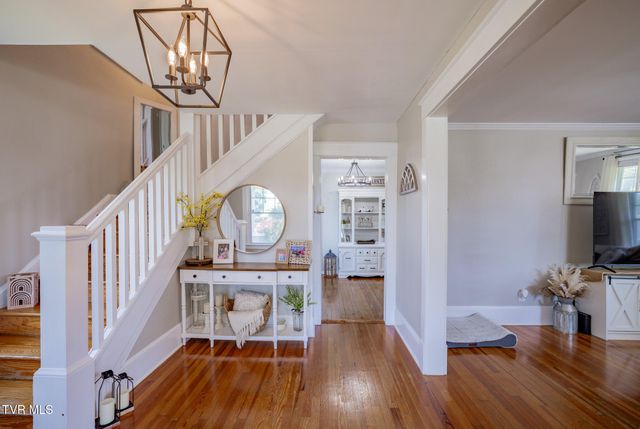 1260 King Mill Pike, Bristol, VA 24201