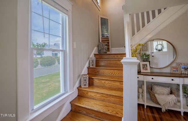 1260 King Mill Pike, Bristol, VA 24201