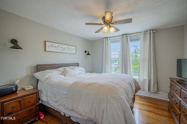 1260 King Mill Pike, Bristol, VA 24201