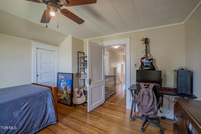 1260 King Mill Pike, Bristol, VA 24201