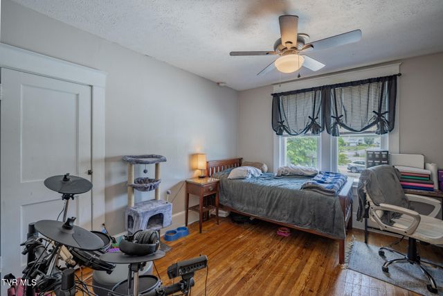 1260 King Mill Pike, Bristol, VA 24201