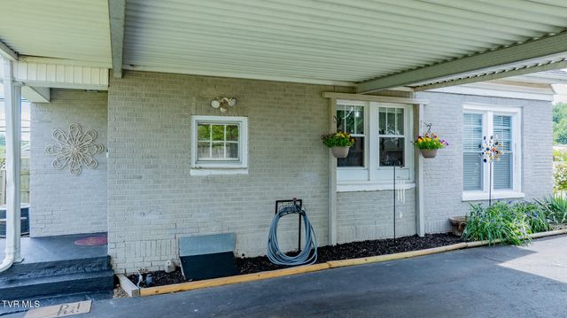 1260 King Mill Pike, Bristol, VA 24201