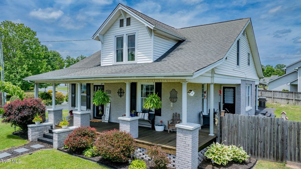 1260 King Mill Pike, Bristol, VA 24201