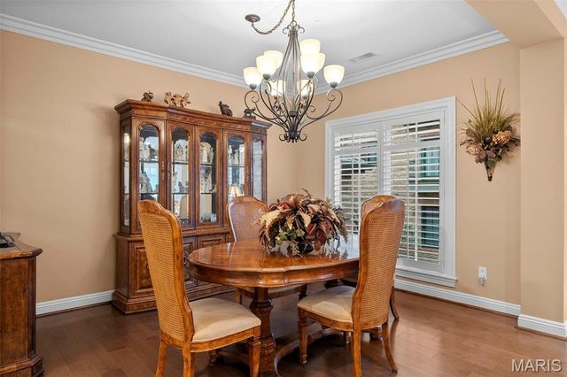 125 E Clinton Place 1C, Kirkwood, MO 63122