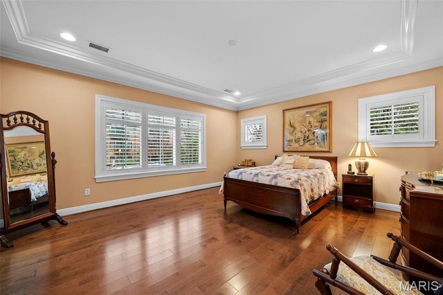 125 E Clinton Place 1C, Kirkwood, MO 63122