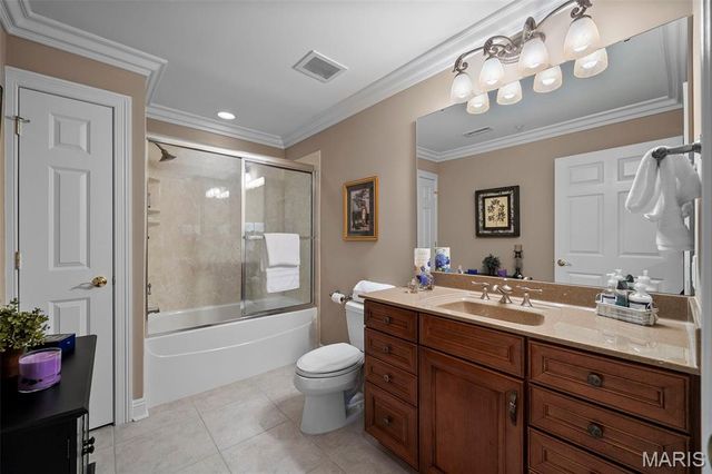 125 E Clinton Place 1C, Kirkwood, MO 63122