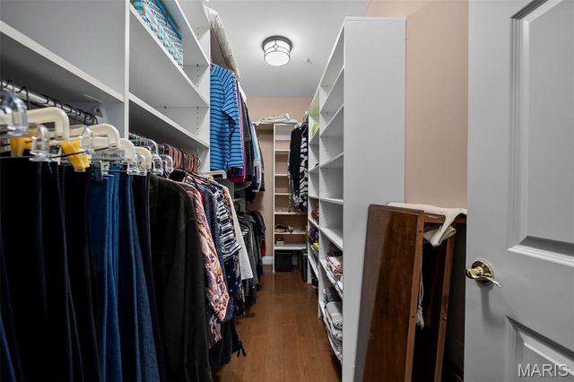 125 E Clinton Place 1C, Kirkwood, MO 63122