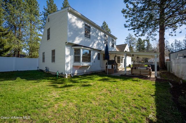 1140 E Forest Park LN, Coeur D'alene, ID 83815