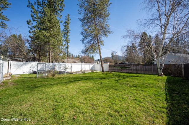 1140 E Forest Park LN, Coeur D'alene, ID 83815