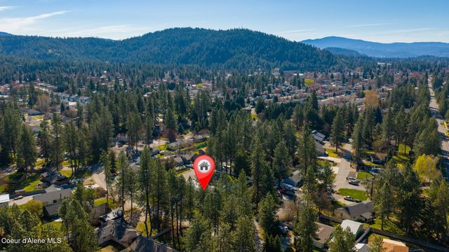 1140 E Forest Park LN, Coeur D'alene, ID 83815