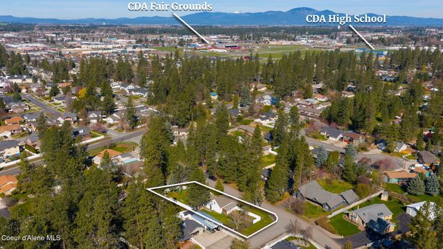 1140 E Forest Park LN, Coeur D'alene, ID 83815