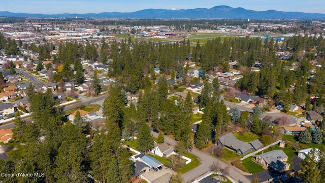 1140 E Forest Park LN, Coeur D'alene, ID 83815