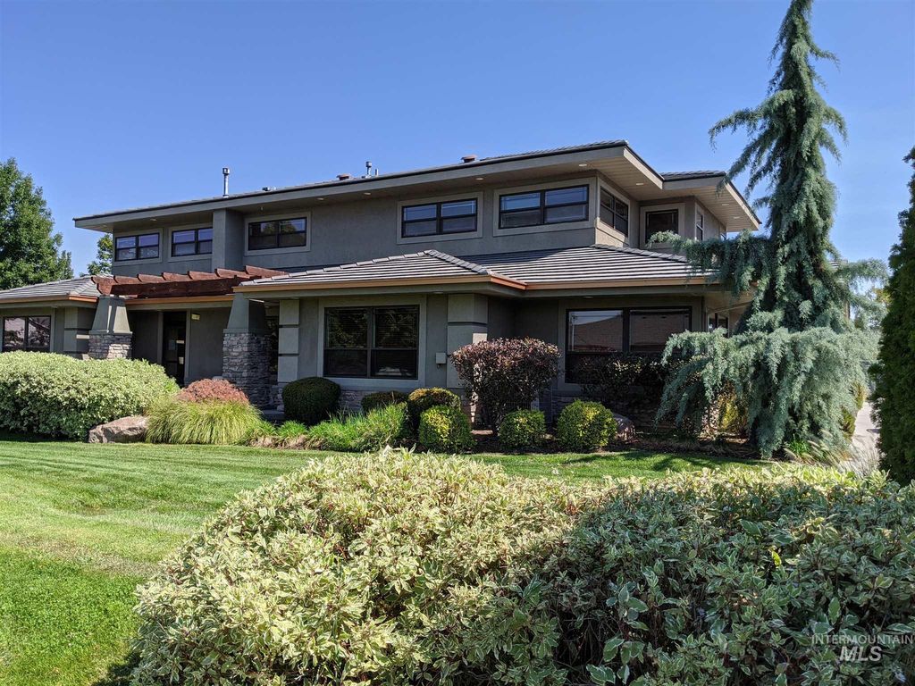 1151 Iron Eagle, Eagle, ID 83616