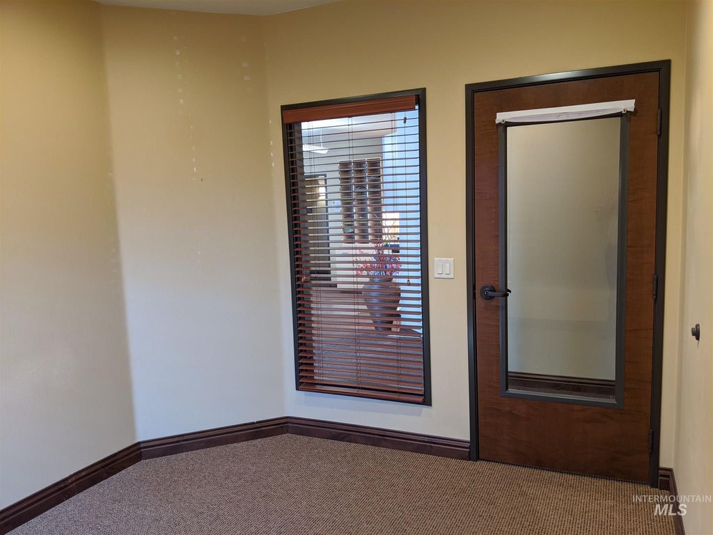 1151 Iron Eagle, Eagle, ID 83616 photo 3