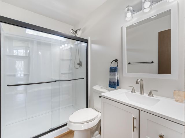 1225 Private Road 652, Sargent, TX 77414