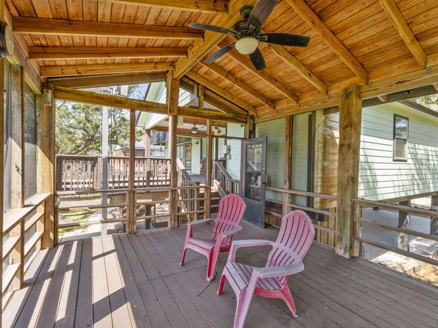 1225 Private Road 652, Sargent, TX 77414