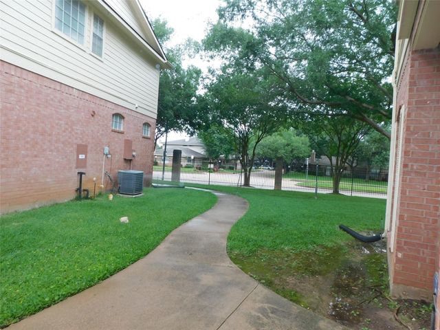 2710 Grants Lake Boulevard K1, Sugar Land, TX 77479