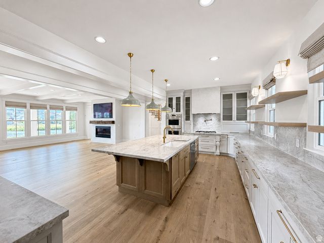 10624 S SERENDIPITY WAY, South Jordan, UT 84009