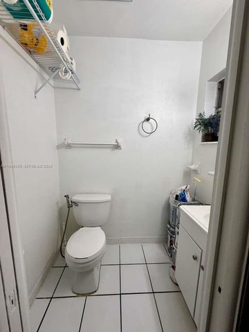 303 NE 187th St 725, Miami, FL 33179