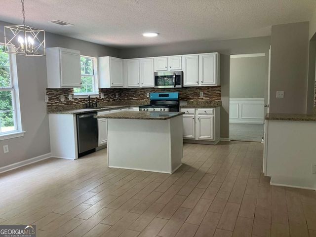 2848 Chilhowee Drive, Atlanta, GA 30331