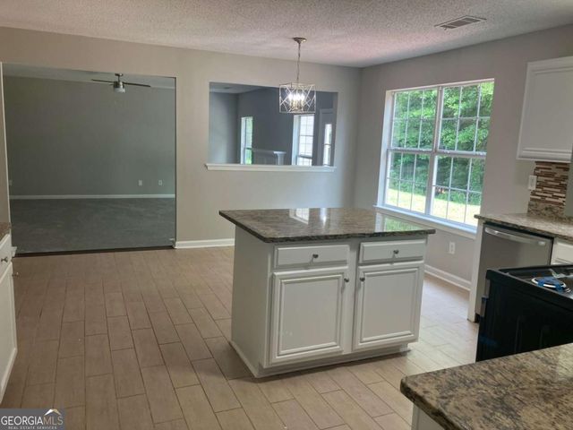 2848 Chilhowee Drive, Atlanta, GA 30331