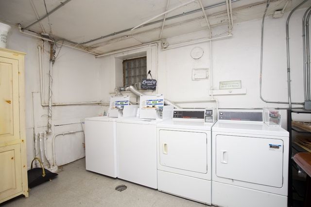 931 W NEWPORT Avenue GARDEN, Chicago, IL 60657