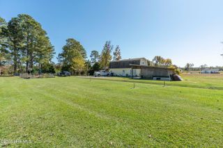 198 Jefferson Road, Lake Waccamaw, NC 28450
