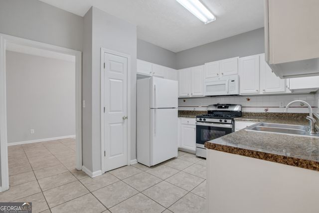 4832 Shelburne Trace, Duluth, GA 30096