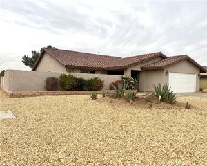 27424 Cloverleaf Drive, Helendale, CA 92342