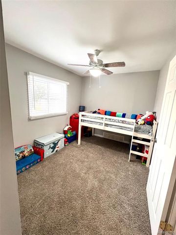 235 W Rutgers Avenue, Pontiac, MI 48340